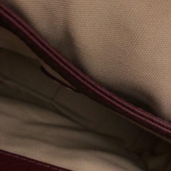 *Final Markdown* Tory Burch maroon leather purse - Picture 6 of 7